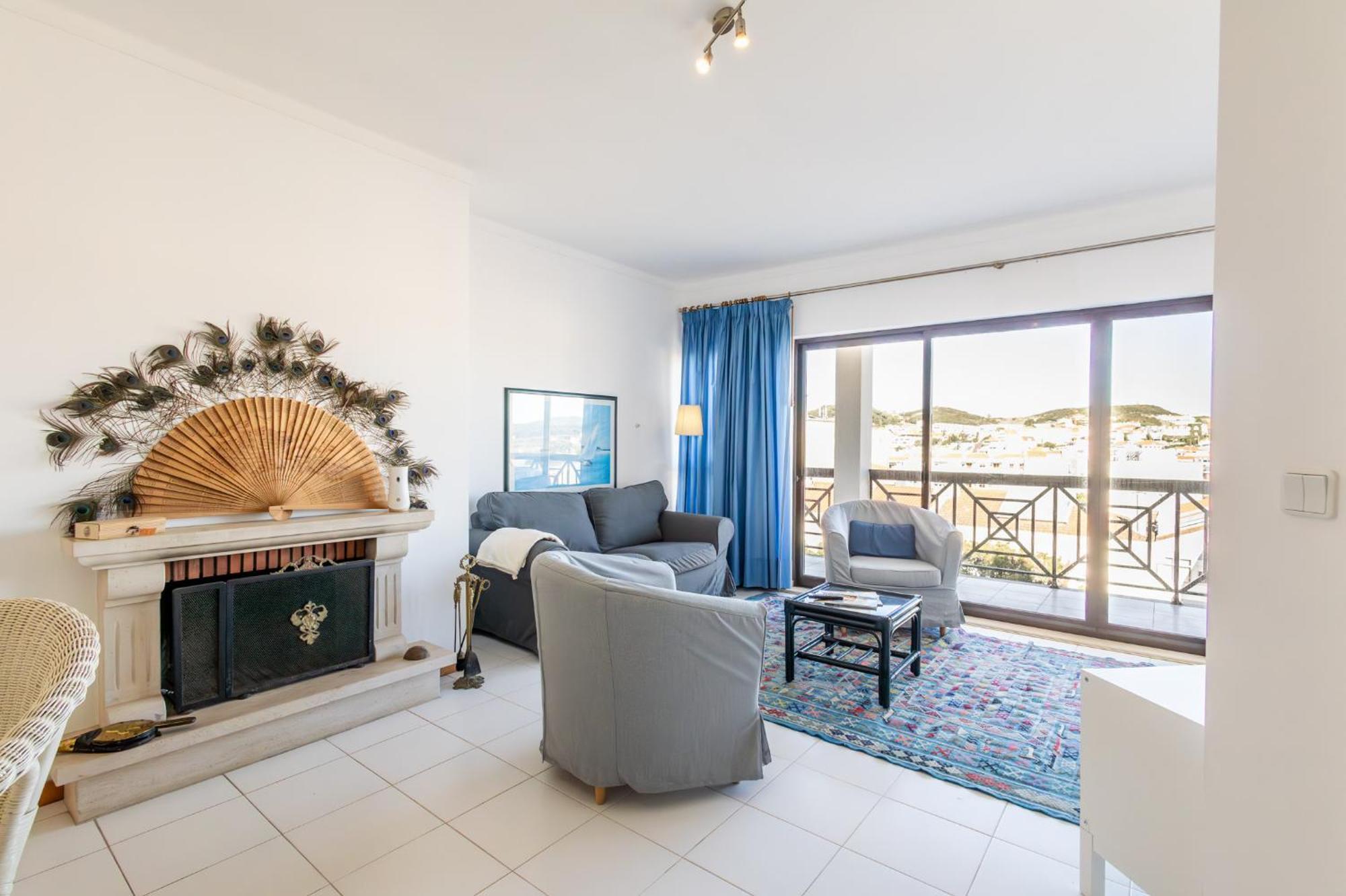 Infante 1 - A Poucos Metros Da Baia Apartment Sao Martinho do Porto Luaran gambar